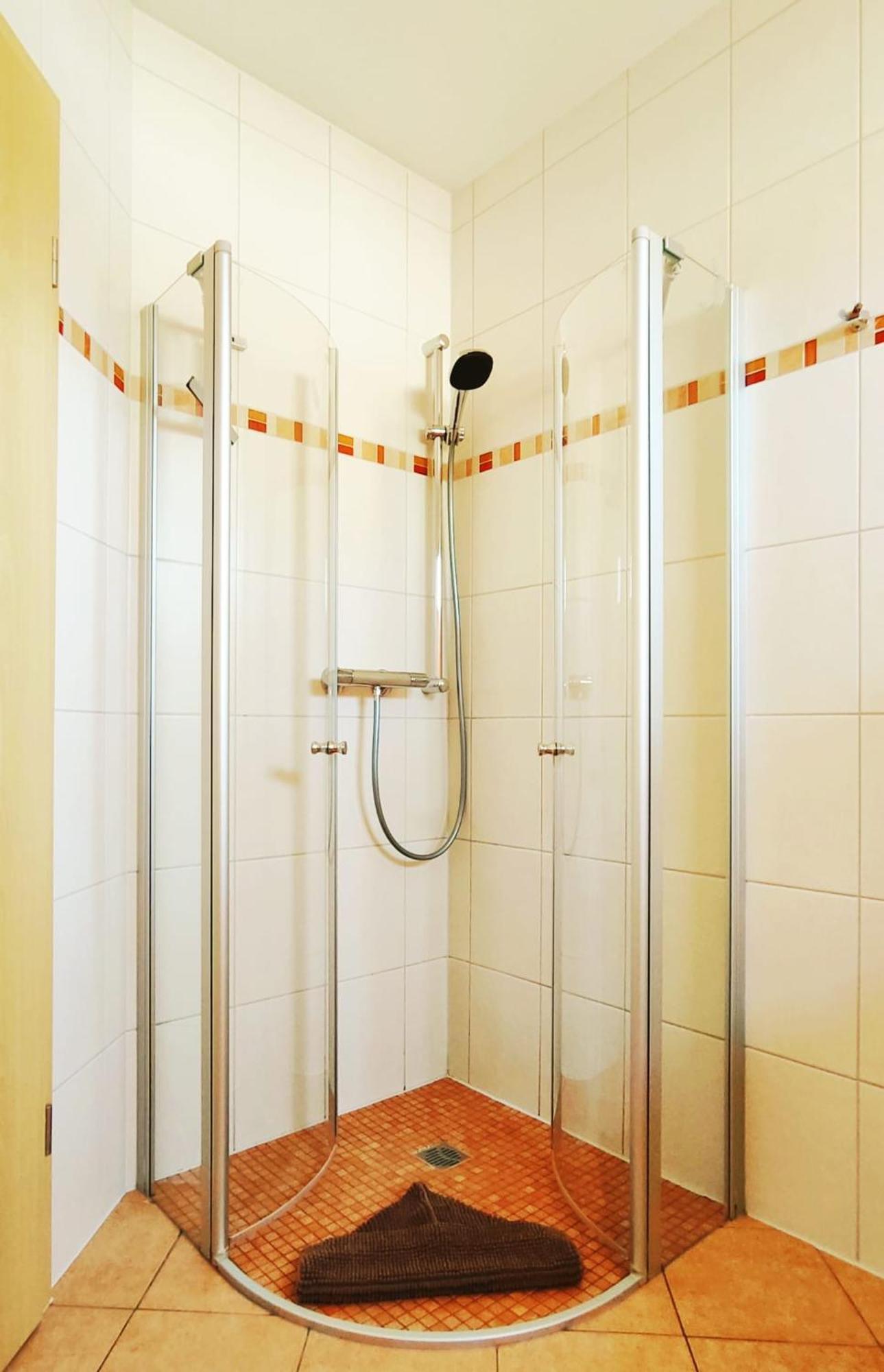 צינוביץ Ferienwohnung Schultz מראה חיצוני תמונה